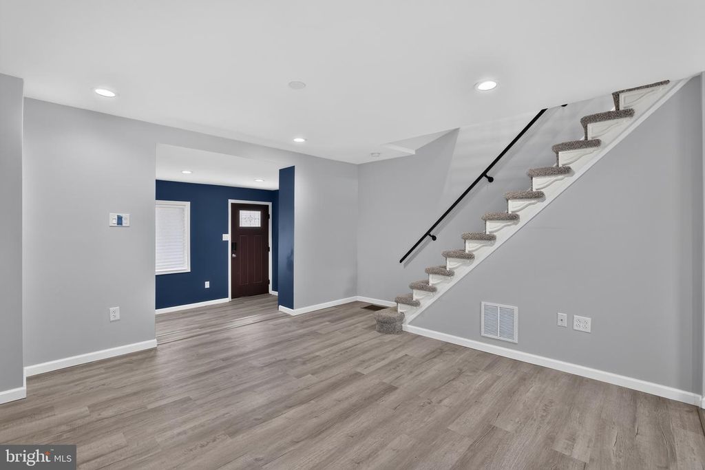 3061 N MASCHER ST, PHILADELPHIA, PA 19133 — photo 2