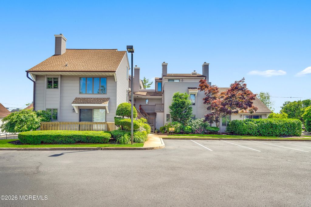 2230 Bridge Avenue 4, Point Pleasant, NJ 08742