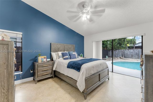 13711 SW 108th St, Miami, FL 33186