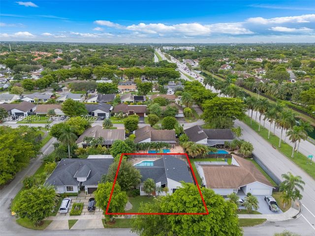 13711 SW 108th St, Miami, FL 33186