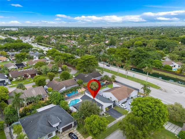 13711 SW 108th St, Miami, FL 33186