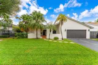 13711 SW 108th St, Miami, FL 33186