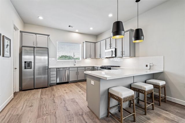 3916 Willowbend Point Drive, Houston, TX 77025