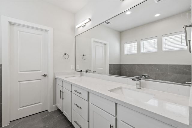 3916 Willowbend Point Drive, Houston, TX 77025