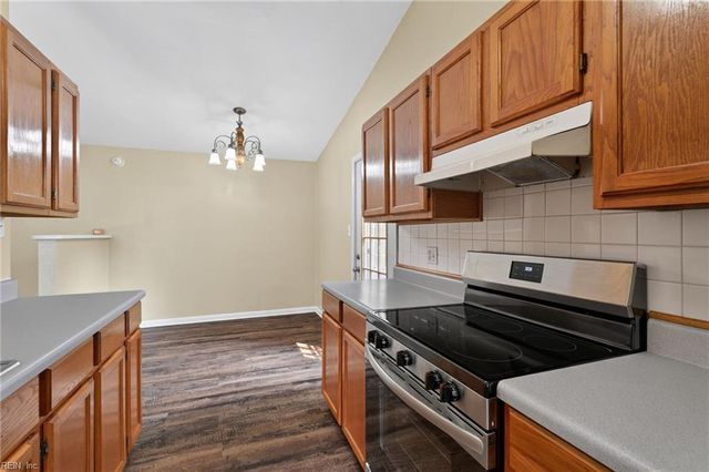 1504 Snowbird CT, Virginia Beach, VA 23454