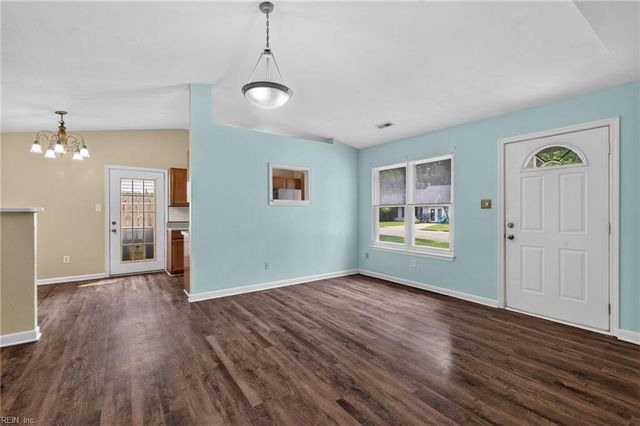 1504 Snowbird CT, Virginia Beach, VA 23454