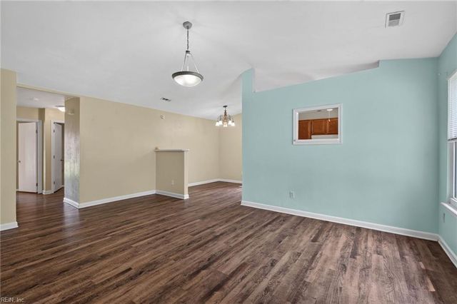 1504 Snowbird CT, Virginia Beach, VA 23454