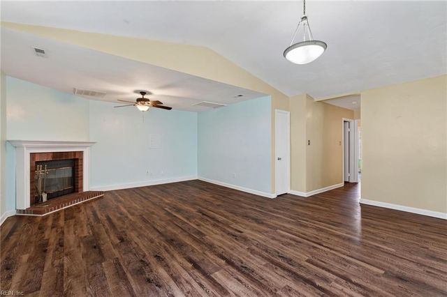1504 Snowbird CT, Virginia Beach, VA 23454