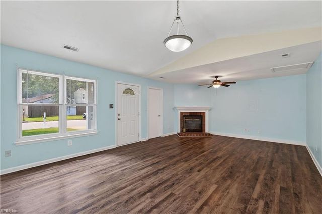 1504 Snowbird CT, Virginia Beach, VA 23454