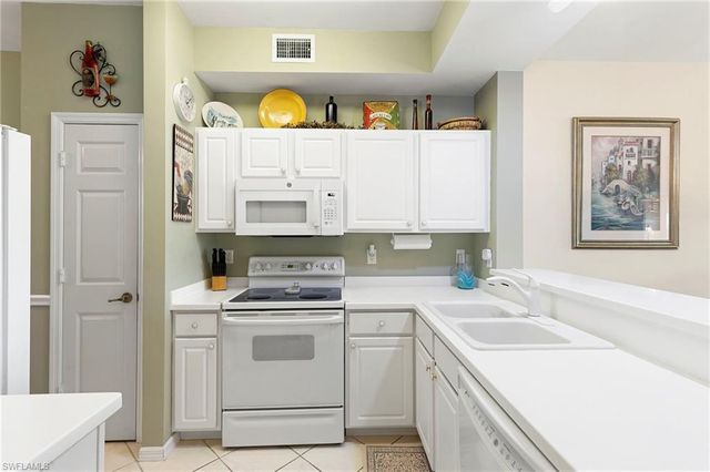 3935 Loblolly Bay DR 303, Naples, FL 34114