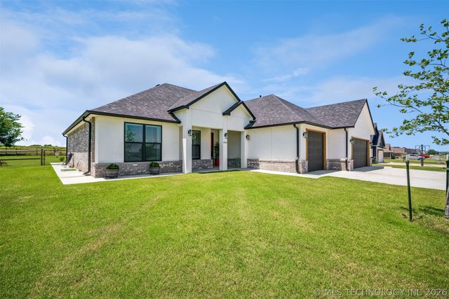 14046 N 54th East Avenue, Collinsville, OK 74021