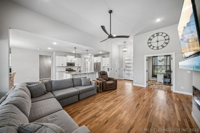 14046 N 54th East Avenue, Collinsville, OK 74021