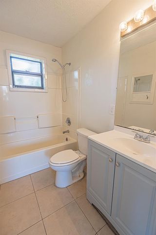 993 SW Cecil Lane, Port St. Lucie, FL 34953