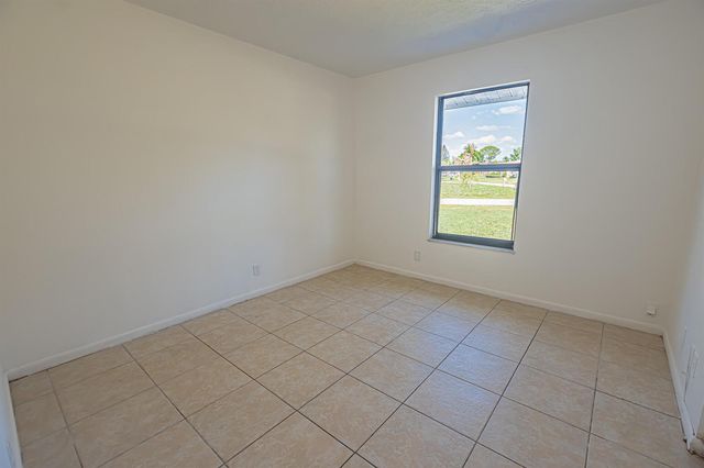 993 SW Cecil Lane, Port St. Lucie, FL 34953