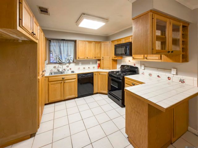 16124 Batavia Ave, Baton Rouge, LA 70817