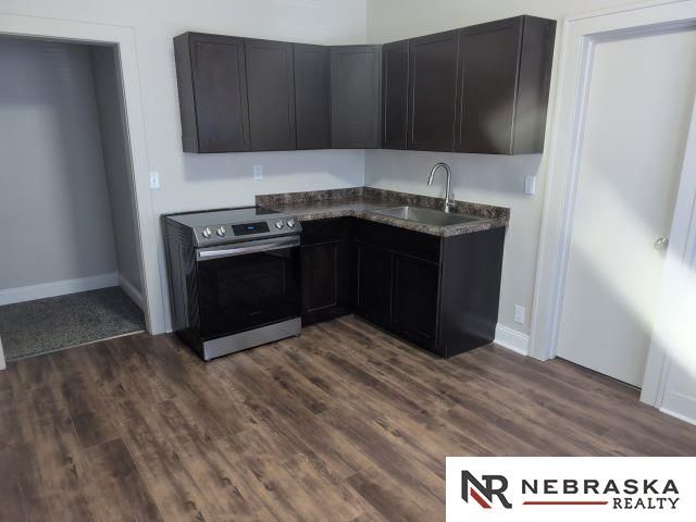 1941 J Street, Lincoln, NE 68510