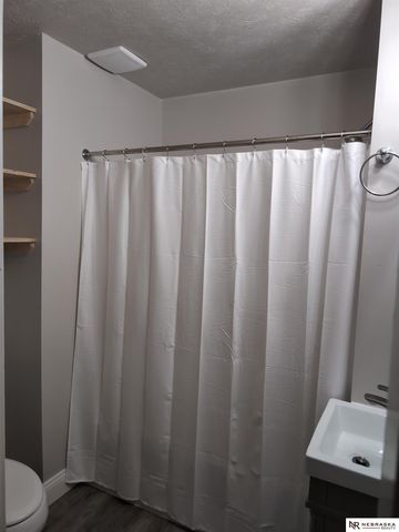 1941 J Street, Lincoln, NE 68510