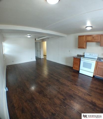 1941 J Street, Lincoln, NE 68510