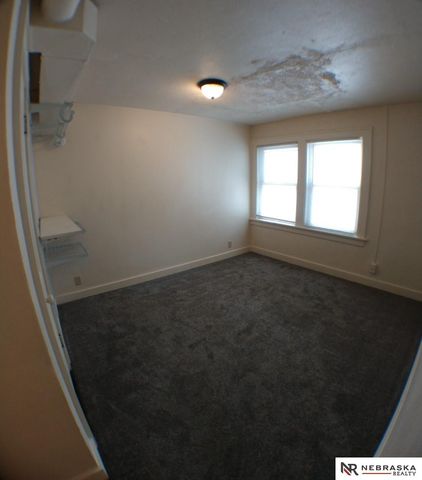 1941 J Street, Lincoln, NE 68510