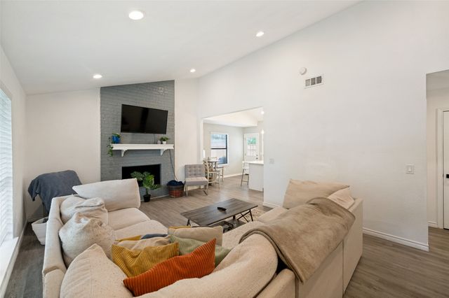 1203 S College Street, Mckinney, TX 75069