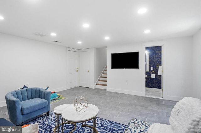 1517 MARNE HWY, Hainesport, NJ 08036