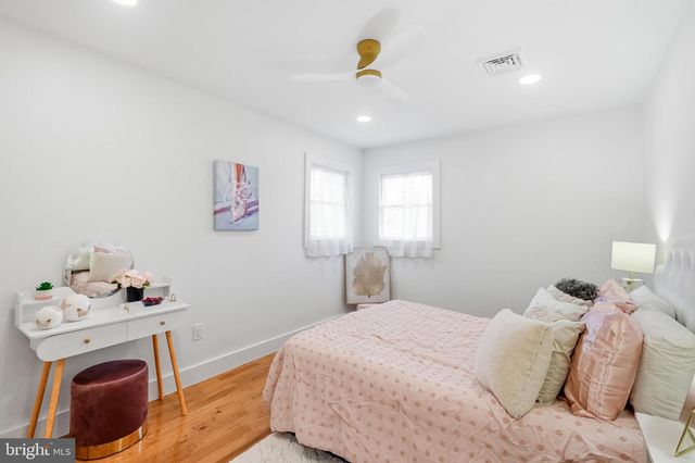 1517 MARNE HWY, Hainesport, NJ 08036
