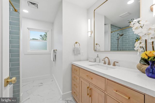 1517 MARNE HWY, Hainesport, NJ 08036