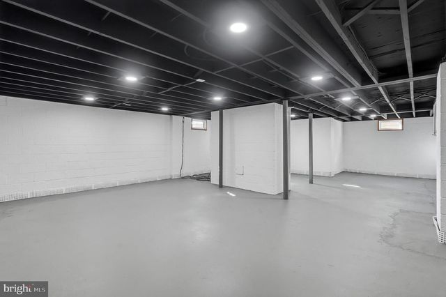 1517 MARNE HWY, Hainesport, NJ 08036
