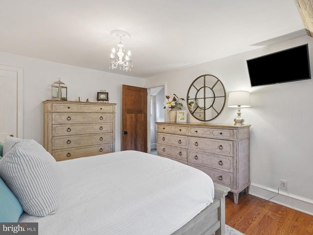 409 W KINGS HWY, Audubon, NJ 08106