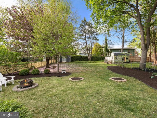 409 W KINGS HWY, Audubon, NJ 08106