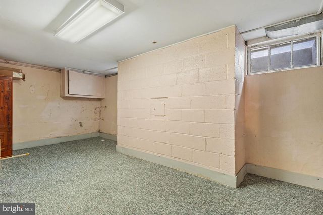 409 W KINGS HWY, Audubon, NJ 08106