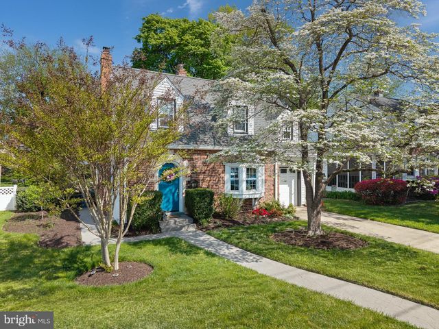 409 W KINGS HWY, Audubon, NJ 08106