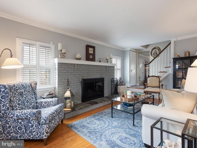 409 W KINGS HWY, Audubon, NJ 08106