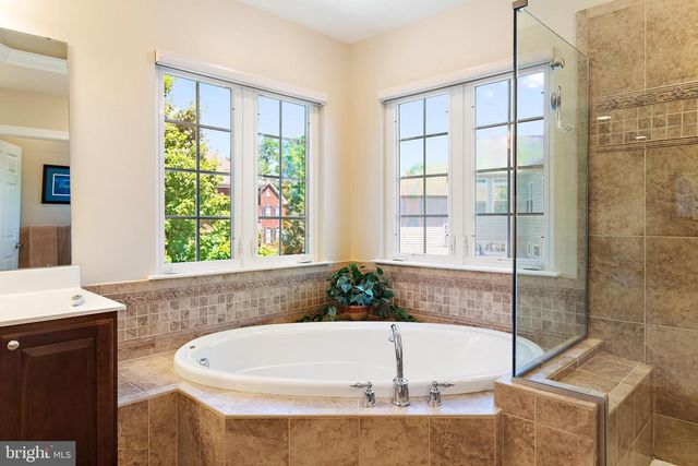 216 BOWEN CT, Annapolis, MD 21401