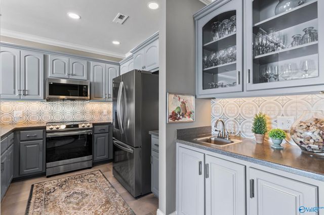 5590 Bay Village Drive 104, Athens, AL 35611