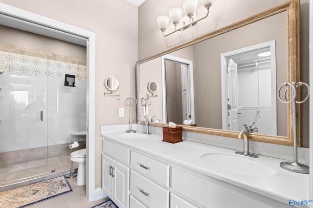 5590 Bay Village Drive 104, Athens, AL 35611