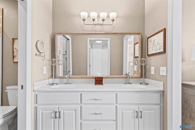 5590 Bay Village Drive 104, Athens, AL 35611