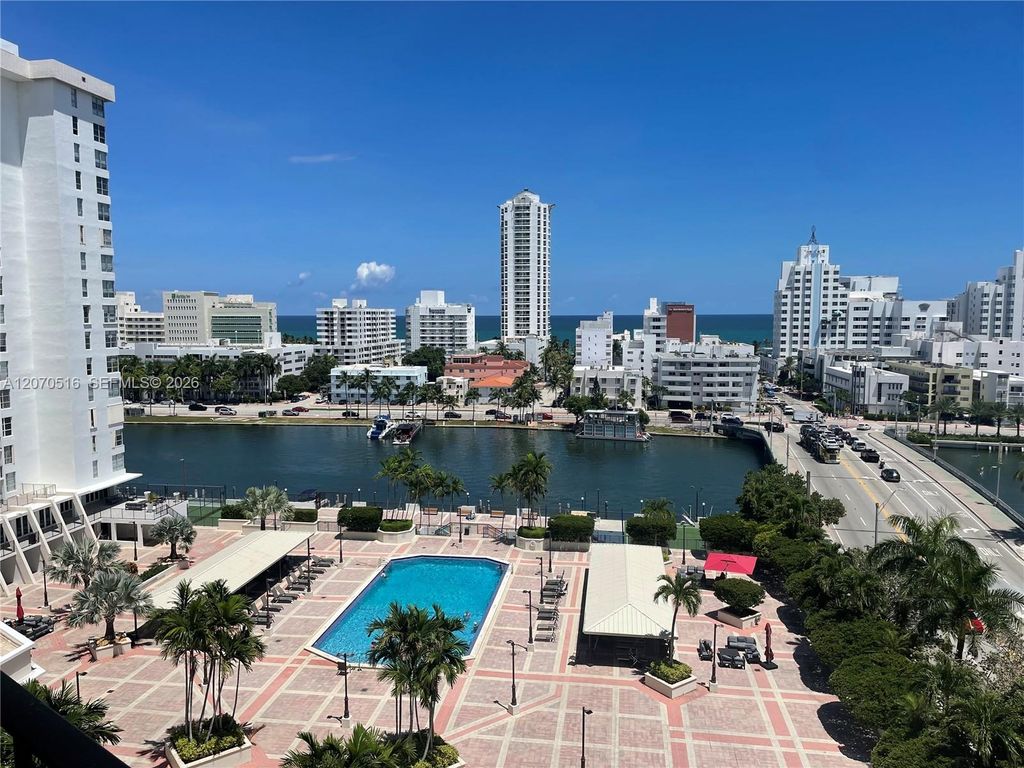 4101 Pine Tree Drive 926,925, Miami Beach, FL 33140