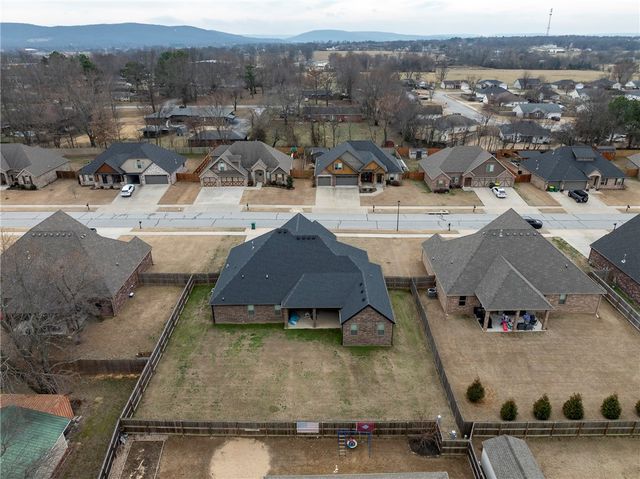 440 Windgate Road, Farmington, AR 72730