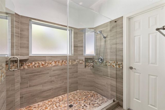 3114 W Autumn Run Circle, Sugar Land, TX 77479