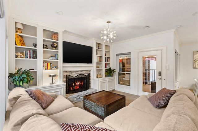 3114 W Autumn Run Circle, Sugar Land, TX 77479