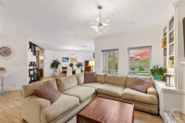 3114 W Autumn Run Circle, Sugar Land, TX 77479