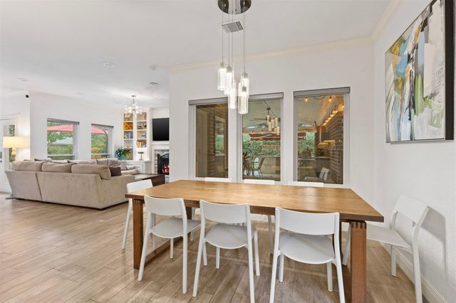 3114 W Autumn Run Circle, Sugar Land, TX 77479