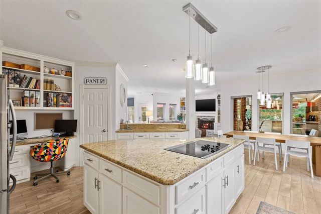 3114 W Autumn Run Circle, Sugar Land, TX 77479