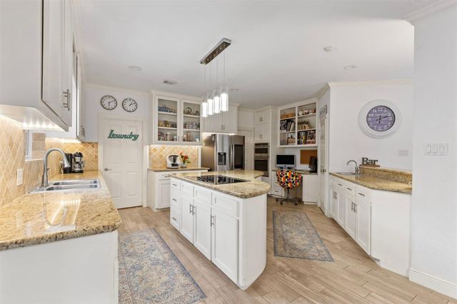 3114 W Autumn Run Circle, Sugar Land, TX 77479