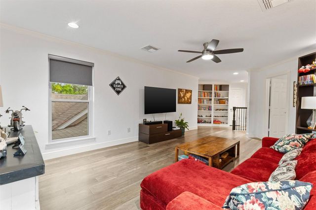 3114 W Autumn Run Circle, Sugar Land, TX 77479