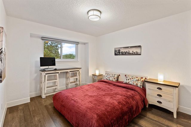 3114 W Autumn Run Circle, Sugar Land, TX 77479