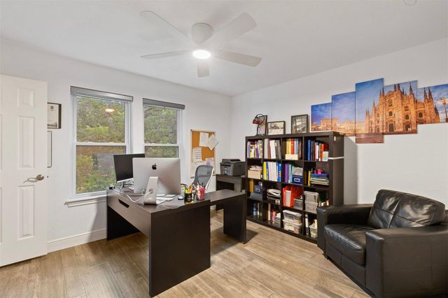 3114 W Autumn Run Circle, Sugar Land, TX 77479