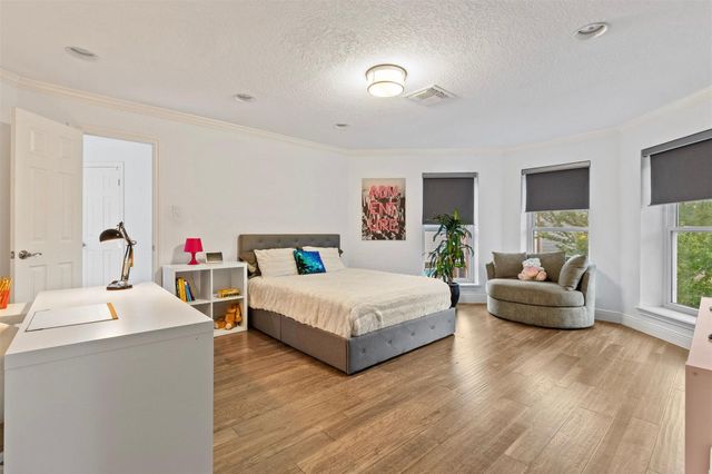 3114 W Autumn Run Circle, Sugar Land, TX 77479