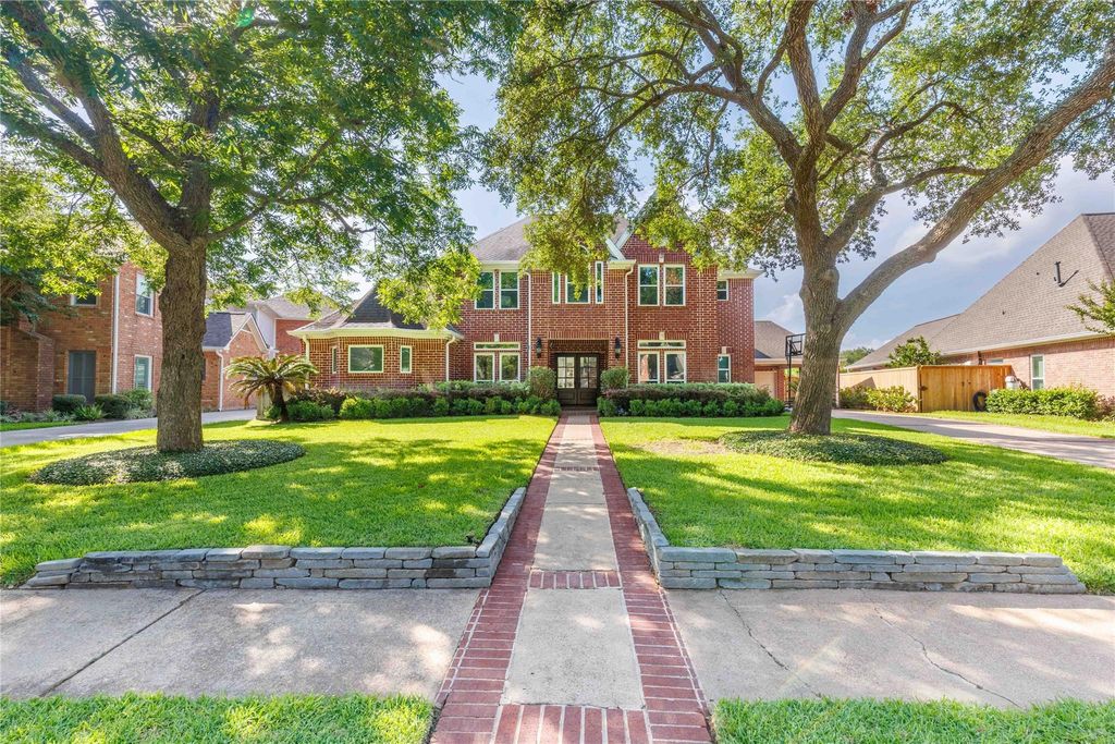 3114 W Autumn Run Circle, Sugar Land, TX 77479